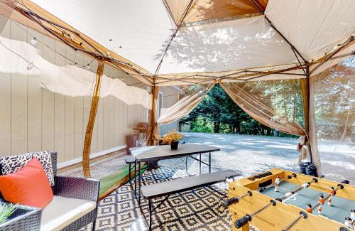 Stanwood Apartment | Cedars Hideaway B