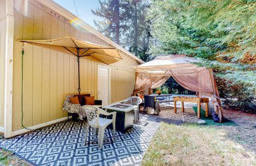 Stanwood Apartment | Cedars Hideaway B