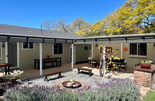 Boambee House | Cedarvale Cottage