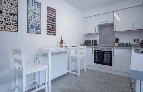 Birchgrove House | Cefn Road - 3 Bedroom Bungalow - Glais