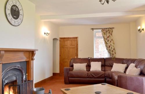 Newtown House | Cefnaire