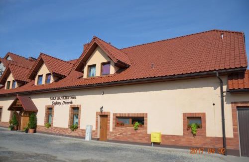 Chojnow Bed & Breakfast | Ceglany Dworek