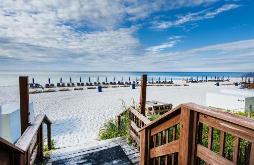Miramar Beach Apartment | Celadon 1902 "Aloha No Ka Oi"