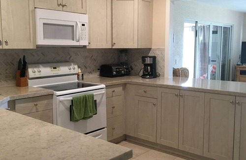 Estate Salt River Condo | Celebrate Fall at Beautiful Gentle Winds and Save with 7th Night Free!