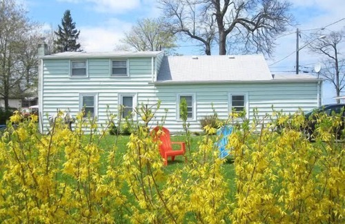 Youngstown House | CELEBRATE SUMMER ! 10 Percent Discount In June