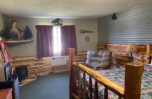 Clarinda Hotel | Celebrity Inn