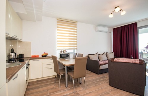 Dobra Voda Apartment | Celebrity Lux Apartment
