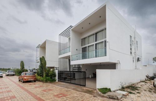 Doddaballapur Villa | Celestial Sapphire Villa Pvt Pool Veg food 4BHK