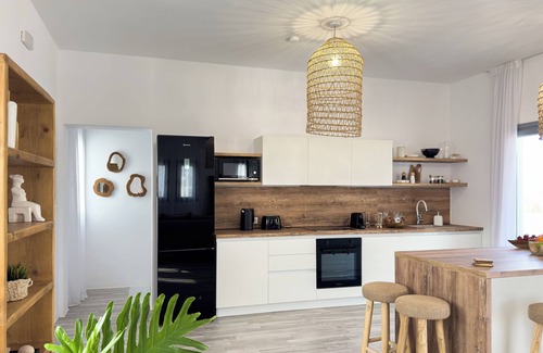 Kastraki Villa | Céline, Elegant House with Pool