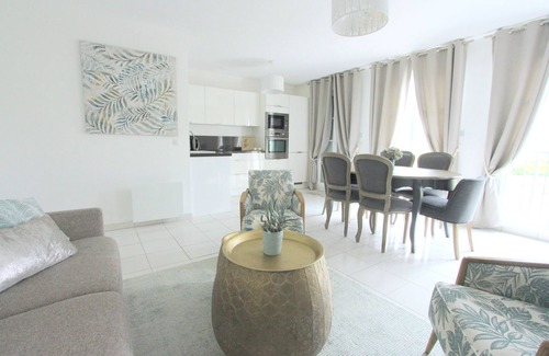Serris Apartment | CELTES7 ~ Perfect location 6 Disneyland Paris travelers
