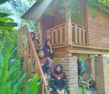 Kecamatan Lembar Cabin | Cemare Cottage