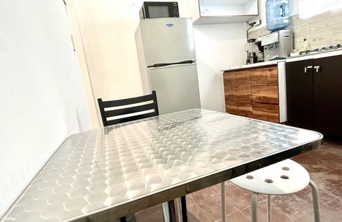 San Pablo de Los Frailes Apartment | Central Spacious, Clean Apartment 4-6 family & pet, Ideal for Family or Groups