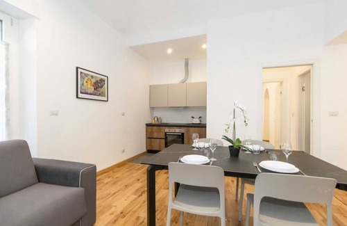 Cenisia Apartment | Cenisia neighborhood! Perosa Spacious Appt x6