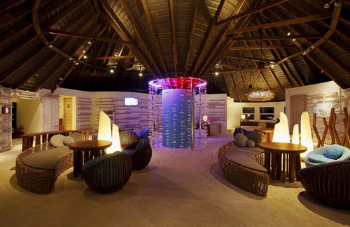 Giravaru Resort | Centara Ras Fushi Resort & Spa Maldives - Adults Only