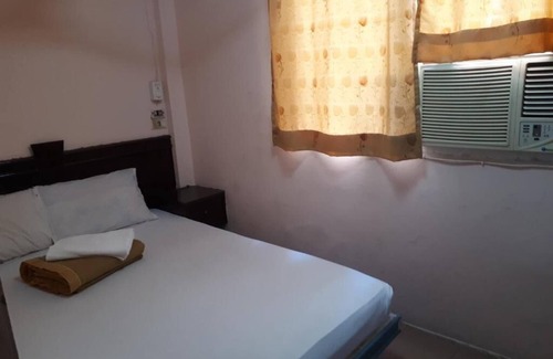 Bang Rak Hotel | Centaur Inn