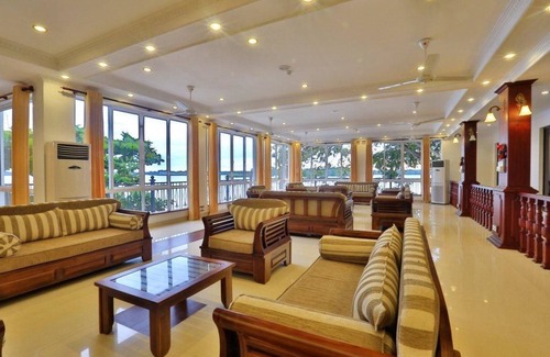 Embilipitiya Hotel | Centauria Lake Resort