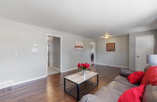 Littleton House | Centennial 4 King Beds Private Large Updated Home