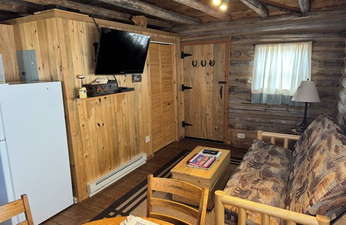 Melrose Cabin | Centennial Cabin -Beautiful Montana Mountain Views