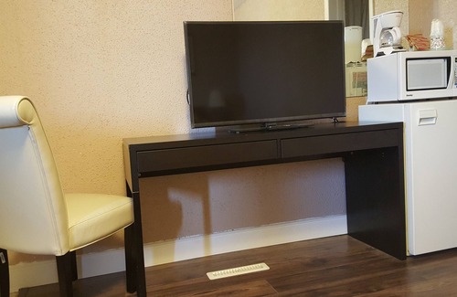 Kindersley Hotel | Centennial Motel