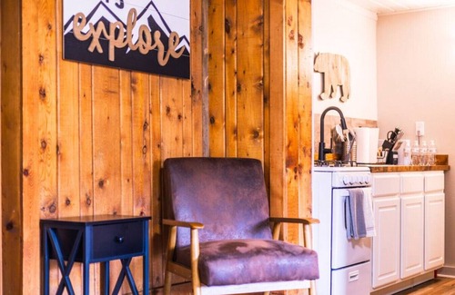 Centennial Apartment | Centennial stay perfect for families!