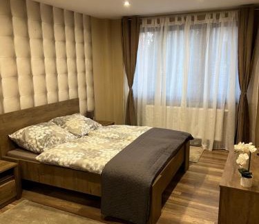 Miskolc-Tapolca Apartment | Center Apartman Jacuzzi & Szauna