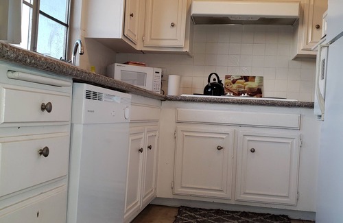 Westwood House | Center at Beverly Hills,Century City and Westwood, life the style