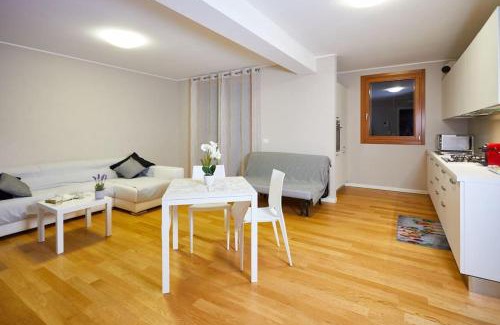 Aviano Apartment | Center Aviano Comfort Suite FREE PARKING WIFI