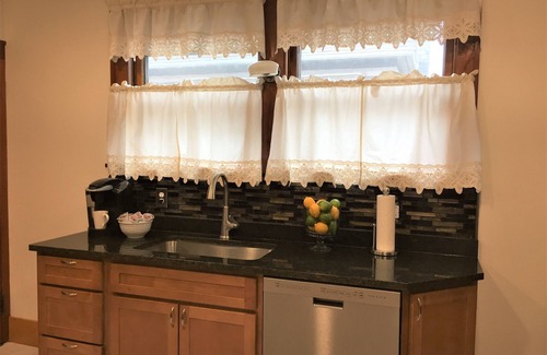 Oneonta House | Center City Inn, Oneonta NY
