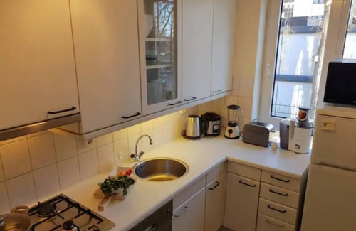 Binnenstad-Oost Apartment | Center duplex flat with terrace by hospital UMCG