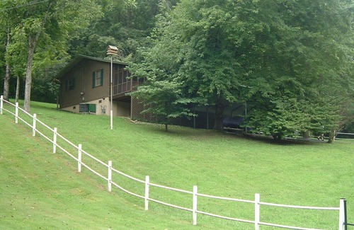 Smithville Cabin | Center Hill Lake - Holmes Creek Cabin - Half Mile From Boat Launch