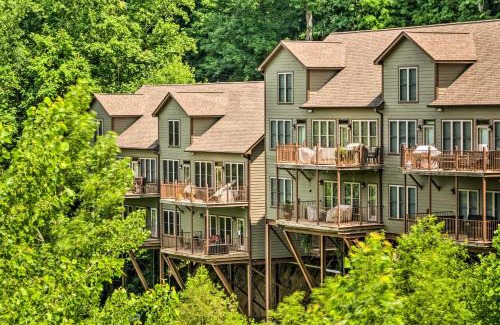 Silver Point Apartment | Center Hill Lake Rental Steps to Hurricane Marina