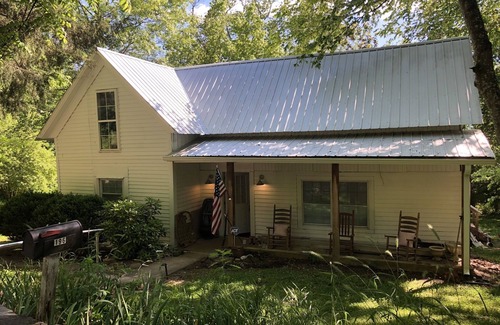 Lancaster House | Center Hill Lakehouse