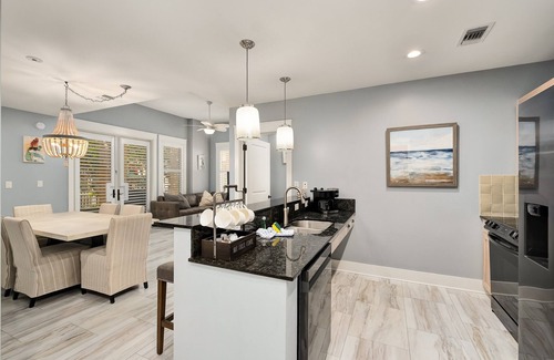 Baytowne Wharf Condo | Center of Baytowne Village: Pool ~ Gym ~ Golf!