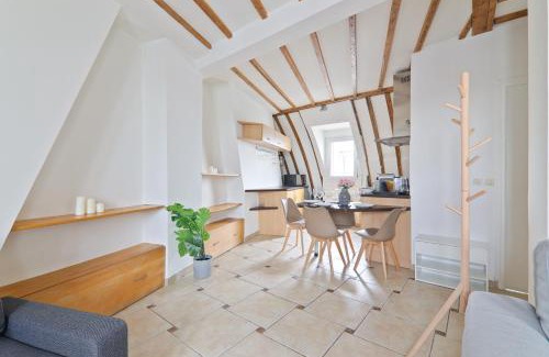 Strasbourg -Saint-Denis Apartment | Center of Paris Luxurious Studio Apartment Free NetFlix