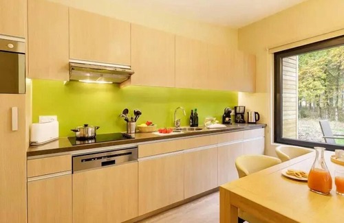 Curcay-sur-Dive House | Center Parcs - Domaine Le Bois aux Daims - 3 Room Cottage 4 People VIP