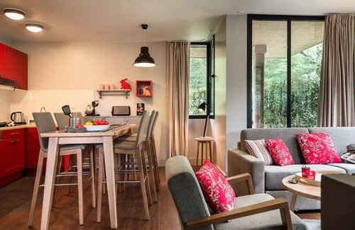 Les Barils House | Center Parcs - Domaine Les Bois-Francs - 4 Room Cottage 6 People VIP Pagoda