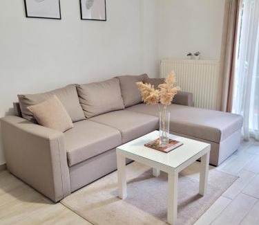 Florina Apartment | Center River Apartment