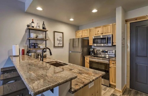 Copper Mountain Village Condo | Center Village - Ski in/Ski out
