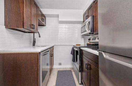 Highland Park Apartment | CenterStreet-Cozy 2bedroomSuite