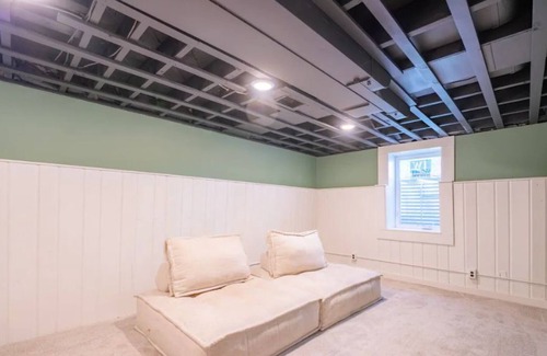 Richfield House | Central 2BR House 5 min from MSP & Mall of America