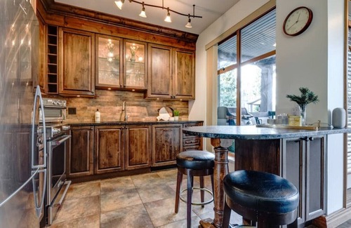 Whistler Cay Heights Hotel | Central 2BR with Prime Amenities