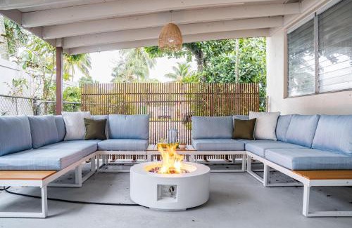 Riverland Village Apartment | Central 3BD wPool and Covered Patio 10 min to FLL