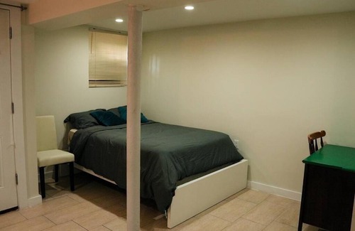 Bushwick Apartment | Central 5BR Duplex w/ Patio for 14 guests