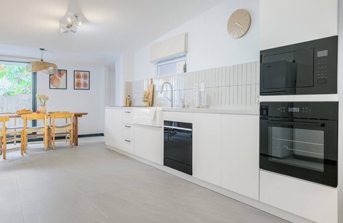 Nieuw Nederland House | Central | 8 pers | 5 min Beach | A/C | Green Egg BBQ