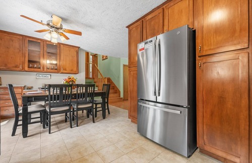 Traverse City House | Central A/C | On Lake w/Hot Tub I Kayaks