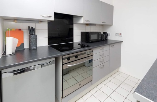 The Docks Apartment | Central Albert Dock 2Bed/2Bath