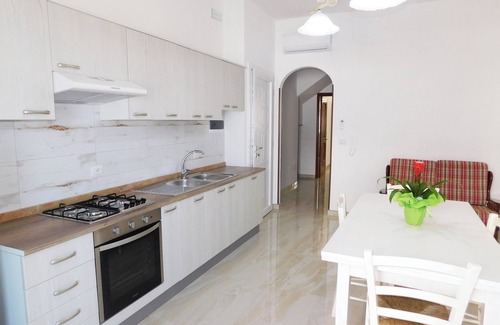 Torre San Giovanni Apartment | Central Apartment by the Ionian Seaside with Balcony, Sea View & Air Conditioning