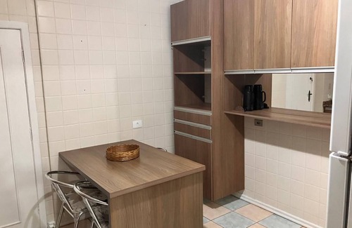 Curitiba Financial District Apartment | Central apartment, Hospital de Clínicas, UFPR, Guaíra Theater and Military Circle