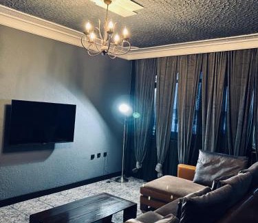 Karlovo Apartment | Central Apartment Black Cat