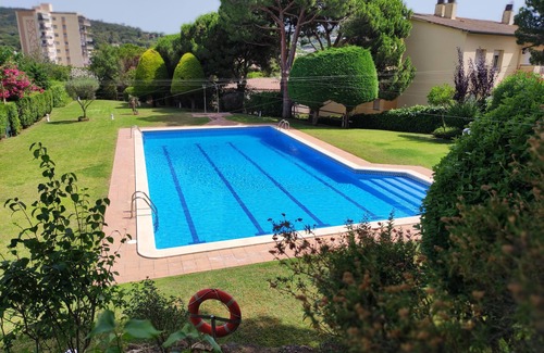 Platja d'Aro Apartment | Central apartment, renovated, very quiet family residence, large swimming pool